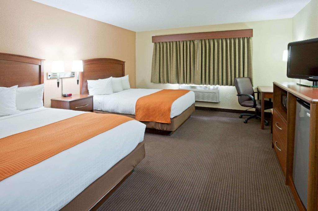 ROOM, 2 QUEEN BEDS, ACCESSIBLE