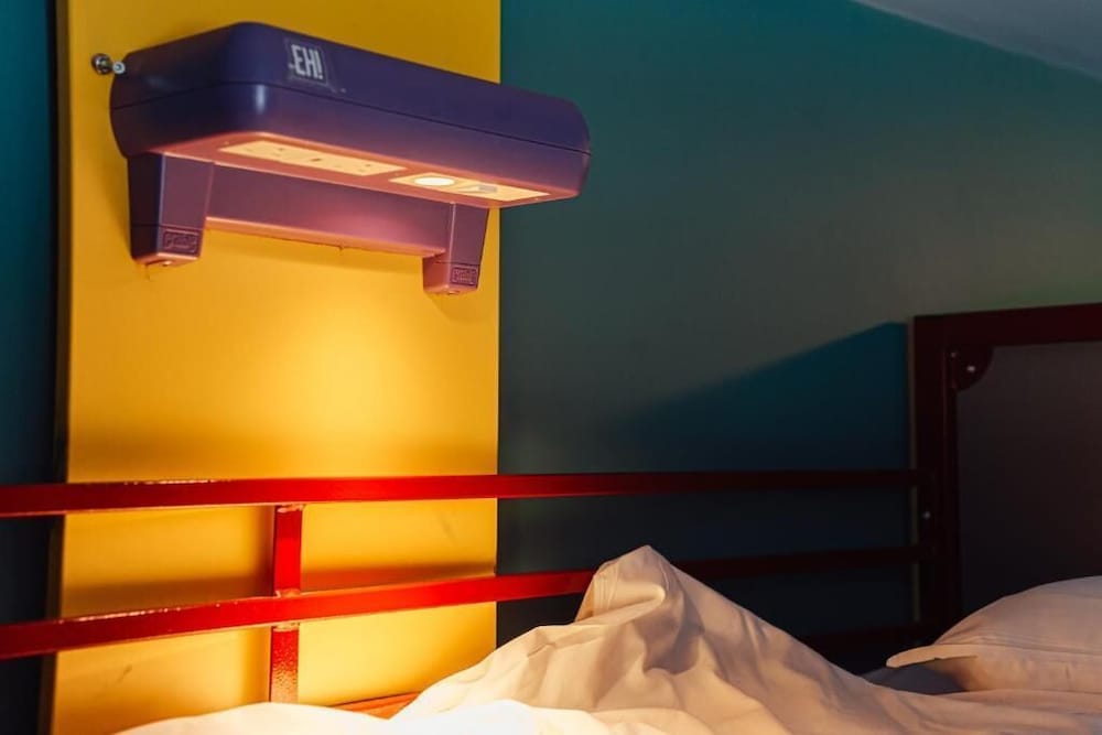 MIXED DORM, 4 BEDS
