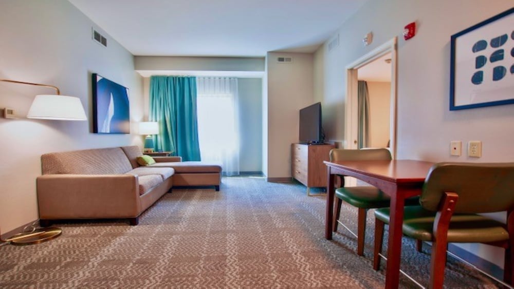 Staybridge Suites Akron-Stow-Cuyahoga Falls 38/65