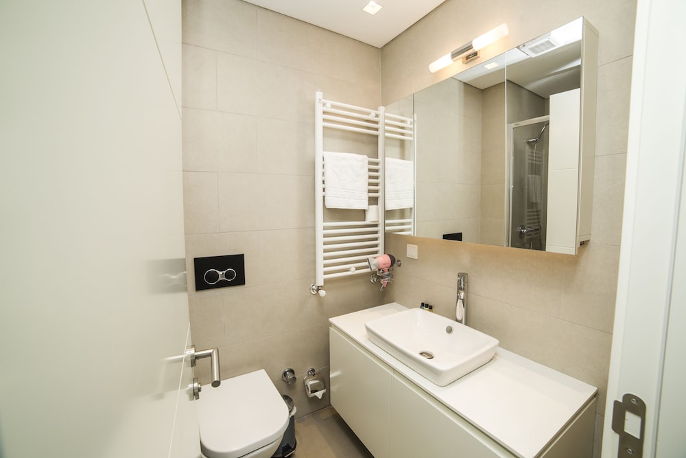 Medproper Suites 43/45