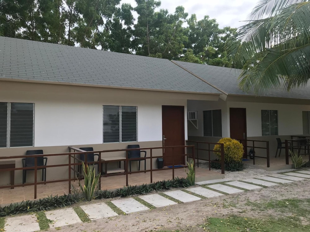 Anaya Beach Resort in Santa Fe (Central Visayas)