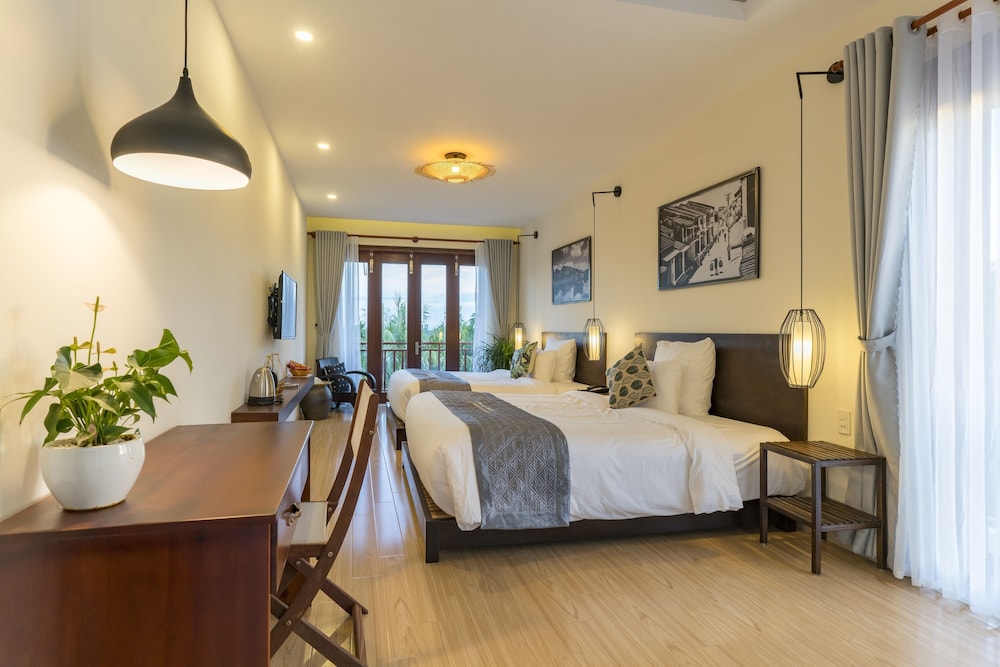 Riverside Hamlet Homestay & Villas 24/68