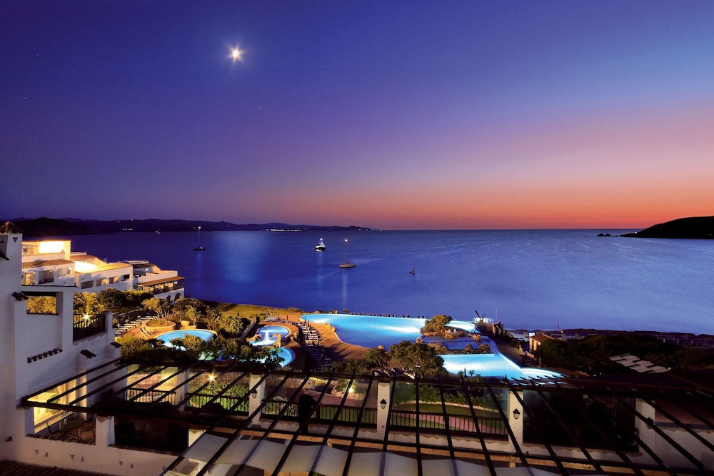 Colonna Grand Hotel Capo Testa 35/50