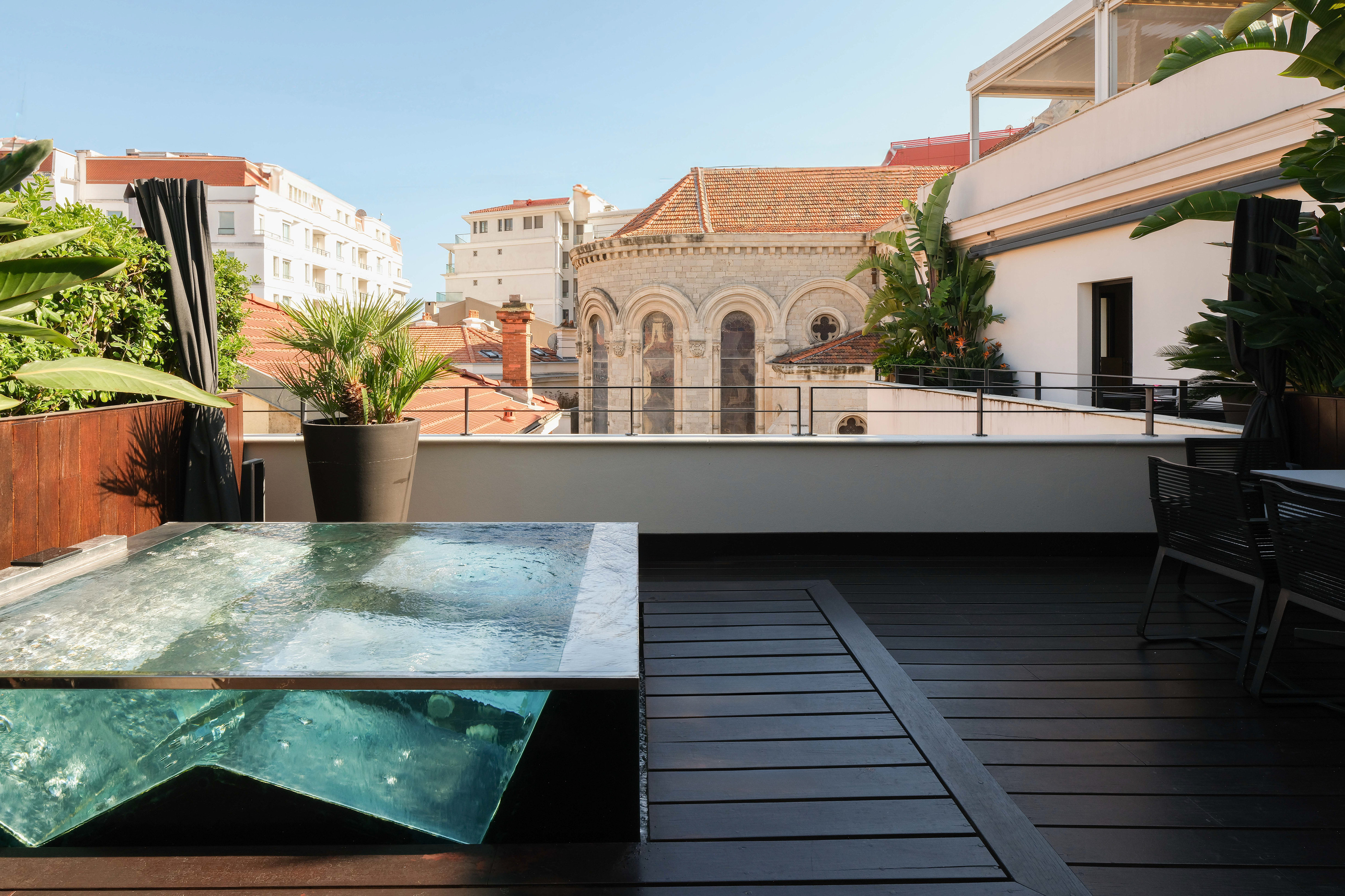 Five Seas by Inwood Hotels 32/60