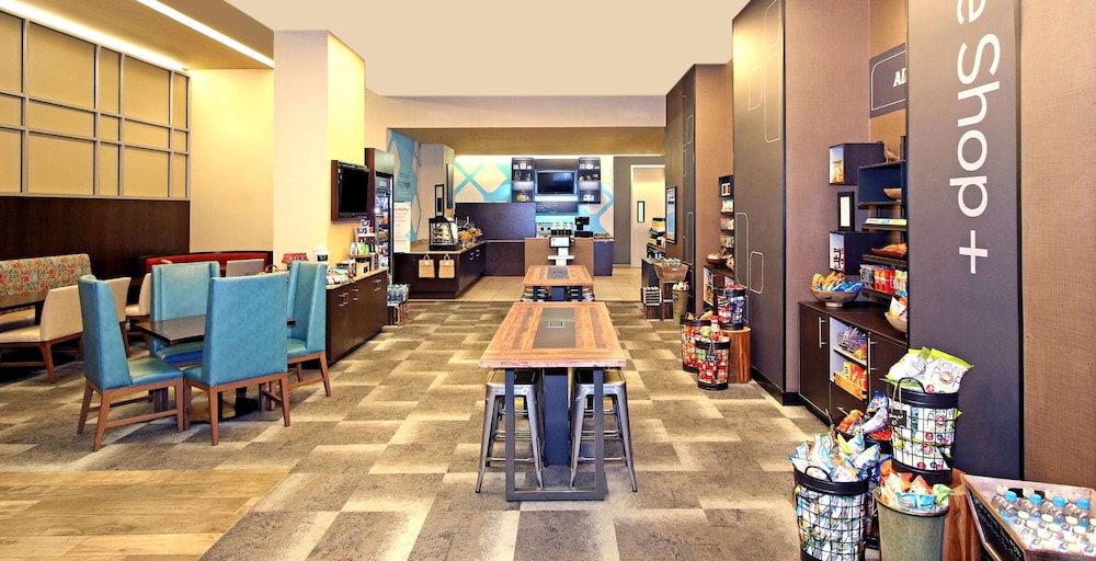 Hilton Garden Inn New York West 35th Street 48/56