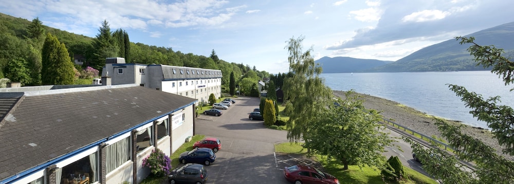 Caledonian Hotel 34/42