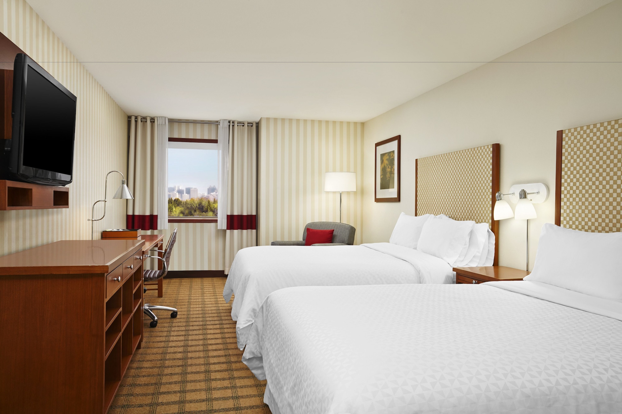 غرفة تقليدية بسريرين كوين، Four Points by Sheraton Edmonton South 2/4