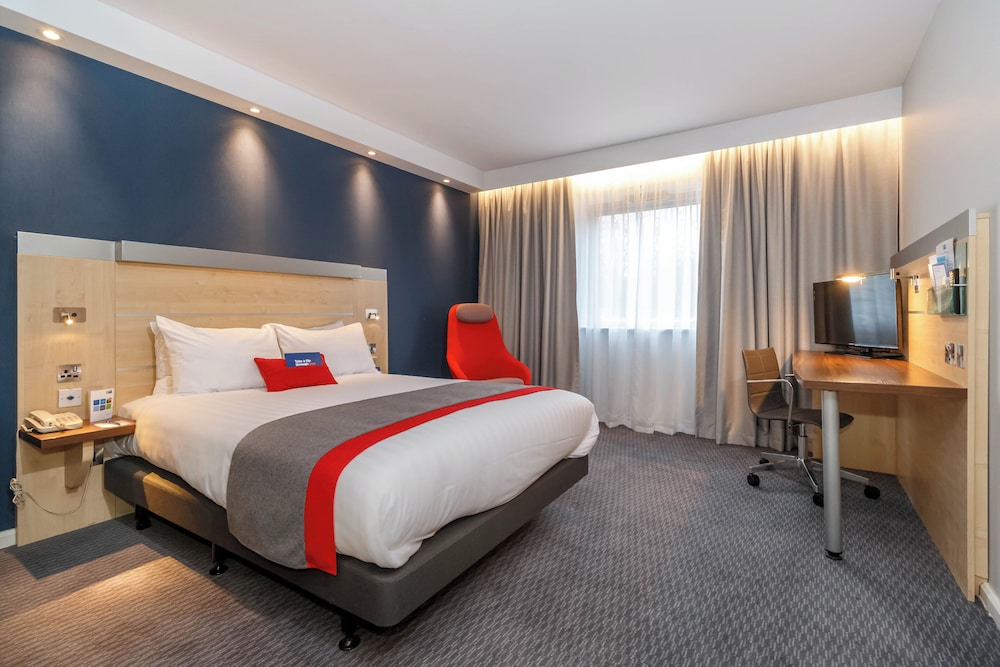 Holiday Inn Express Birmingham - Walsall 4/23