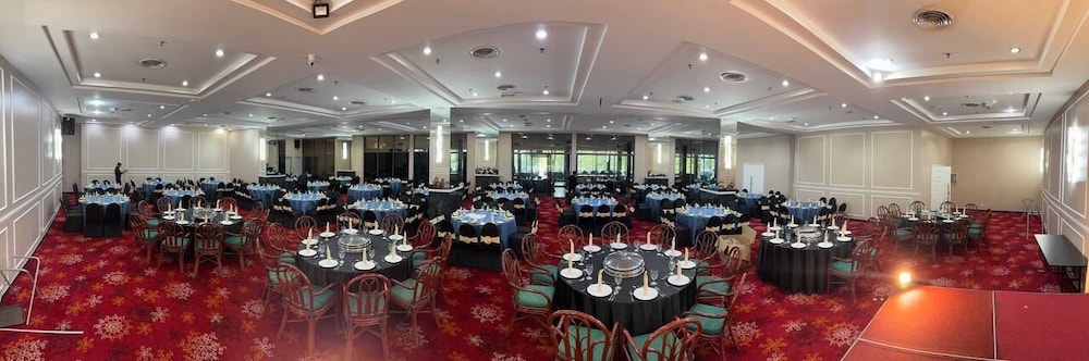 Royal Park Hotel @ UNITEN 38/50