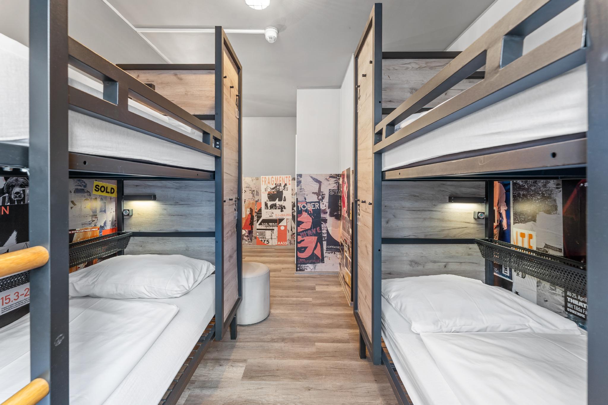 Private, 4 Beds