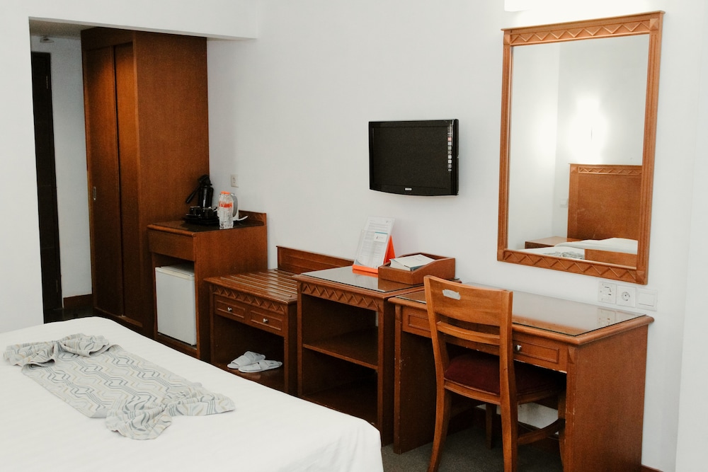 Sofyan Hotel Cut Meutia 23/63
