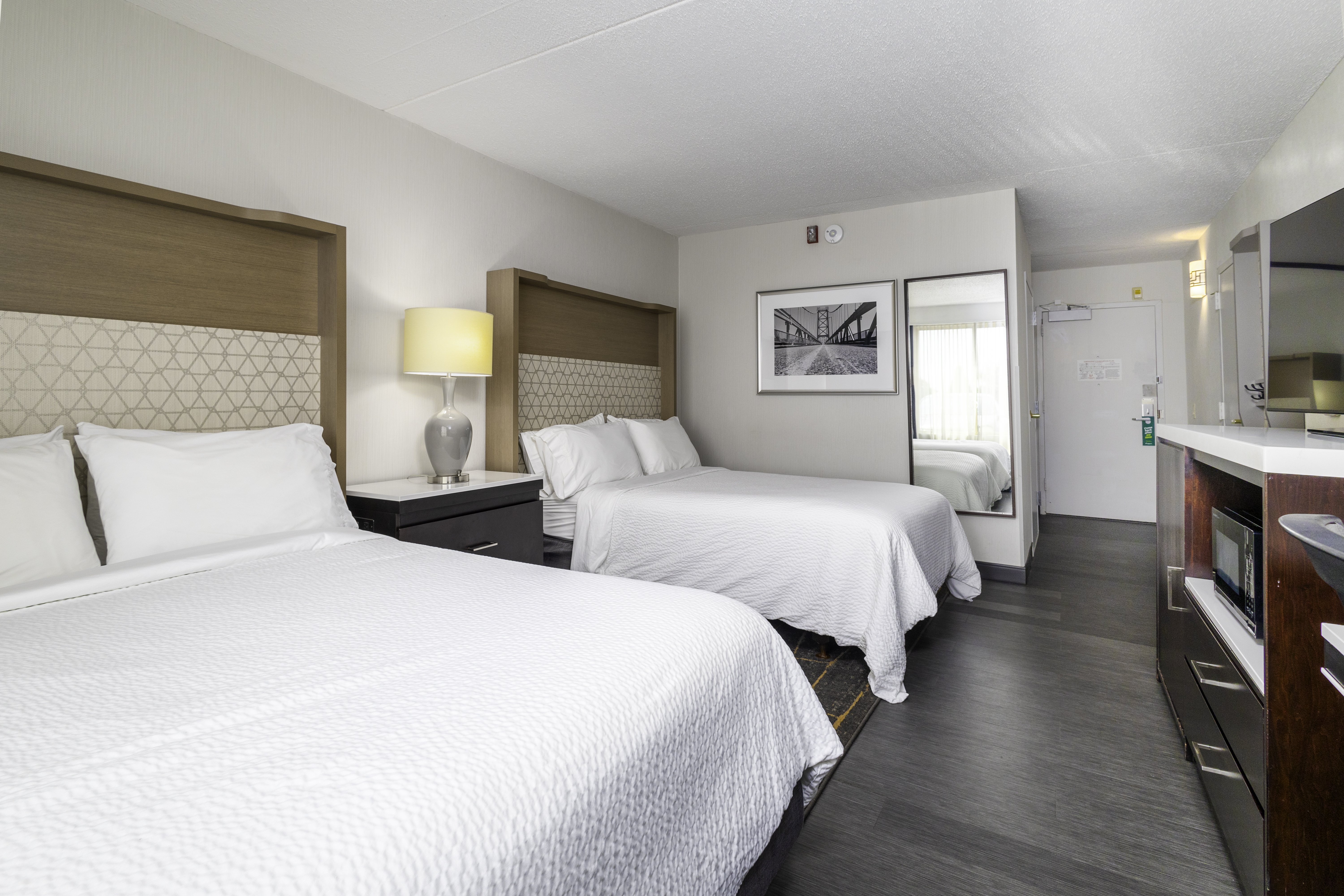 Holiday Inn Weirton Steubenville Area an IHG Hotel 25/78