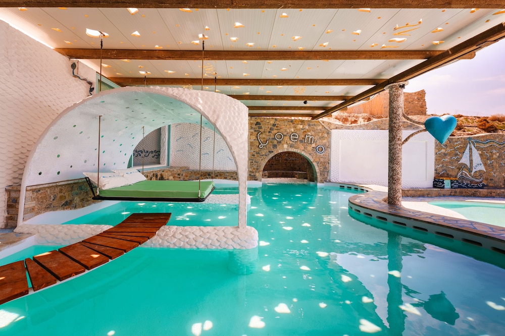 Agalia Luxury Suites 56/78