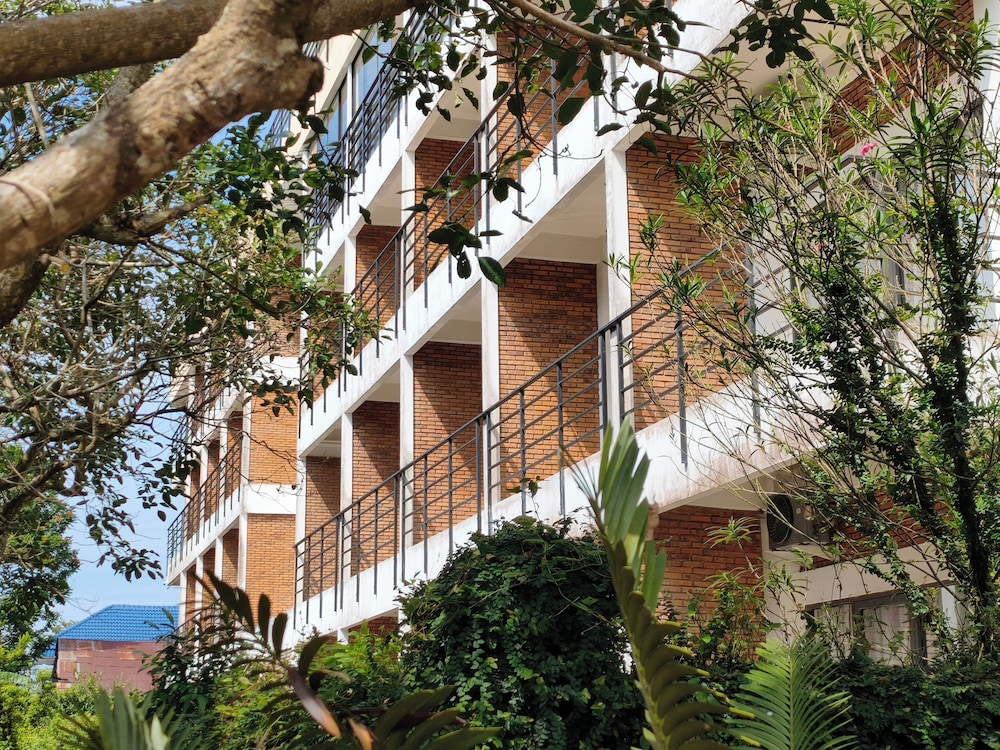 Thongs Inn Kualanamu Transit Hotel 8/64