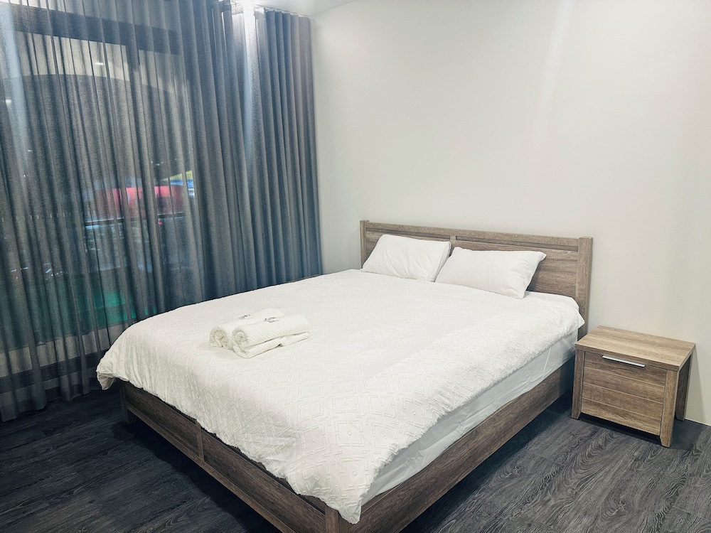 1 BEDROOM, DELUXE, APARTMENT