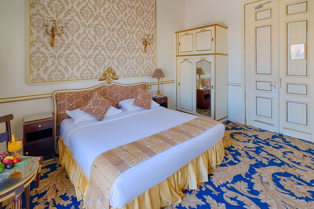 Gold, Deluxe, King Bed, Side Sea View, Le Metropole Luxury Heritage Hotel Since 1902 by Paradise Inn Group 5/8