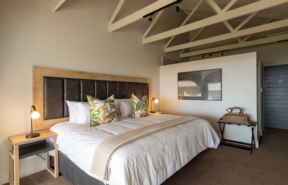 Intle Boutique Hotel 11/50