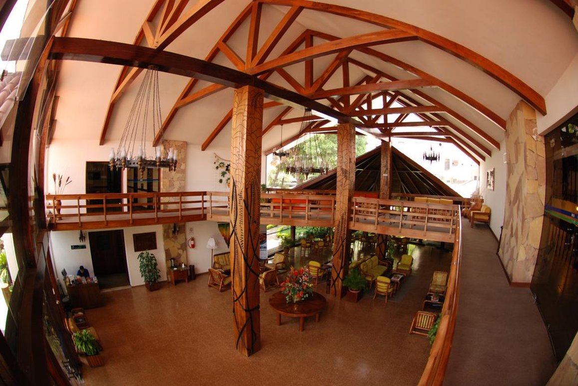 Cortez Hotel 4/56