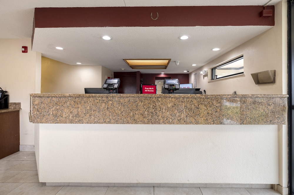 Lobby at Studio6 Suites Shreveport, LA – Industrial Loop, SHREVEPORT - LA