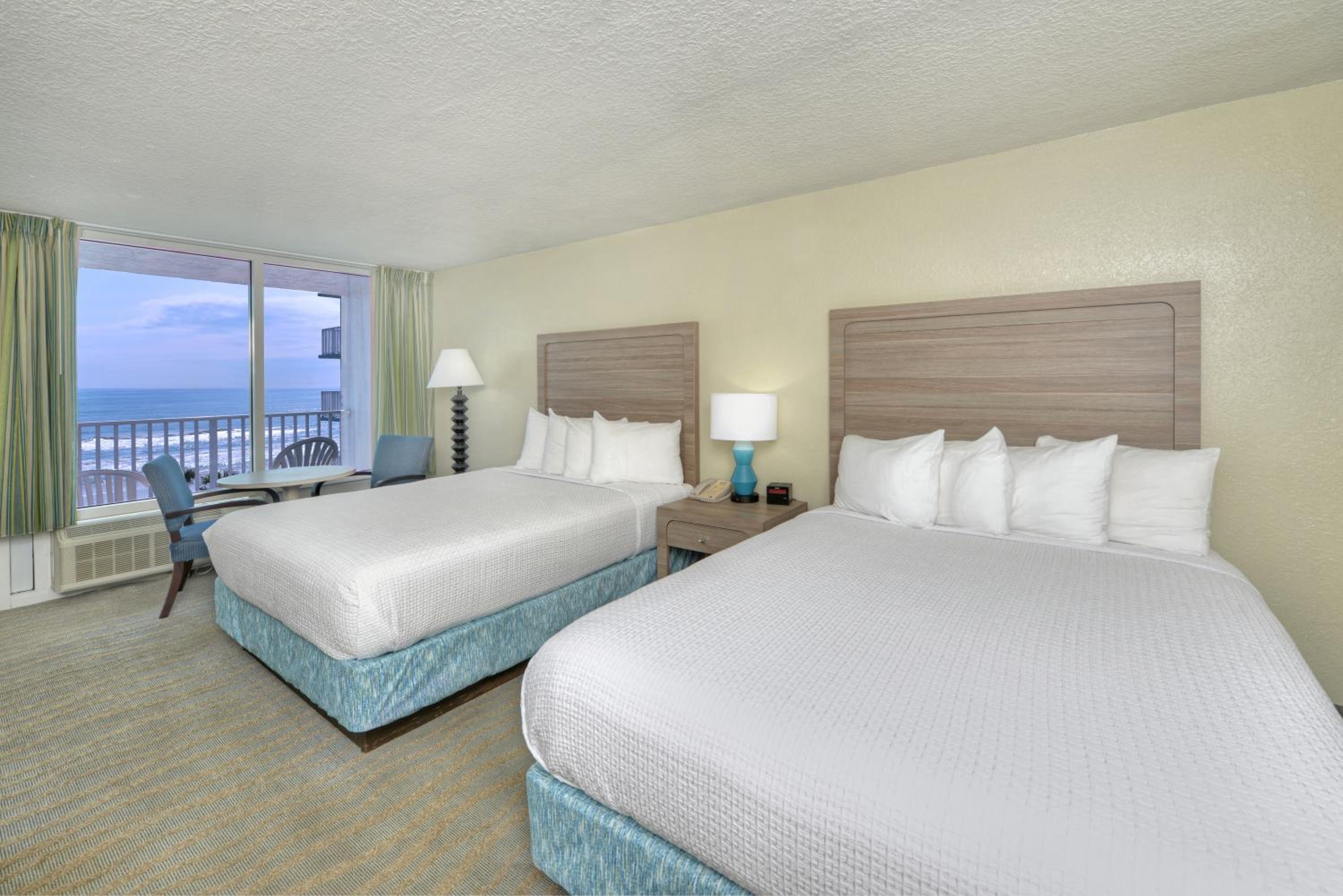 Room, King Bed, Ocean Front، El Caribe Resort & Conference Center 2/10
