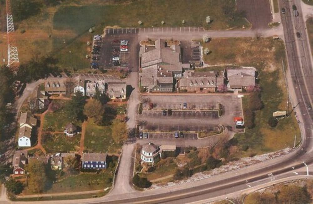 Century Suites Hotel 4/50