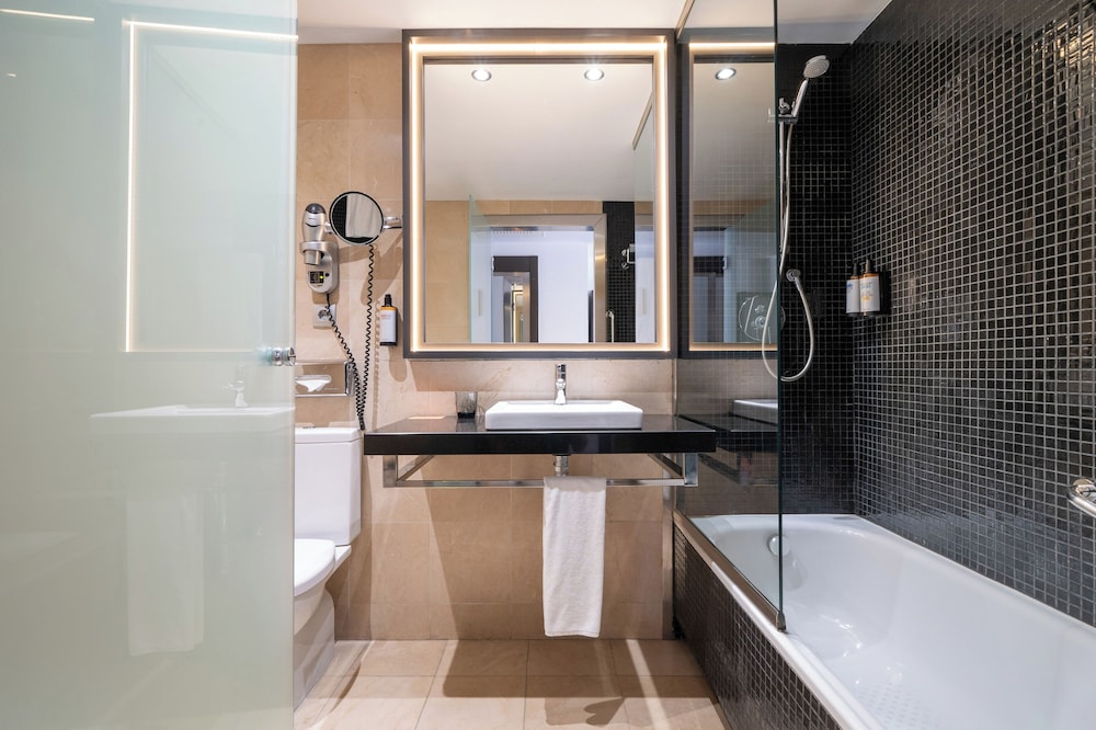 Hotel Cadiz Paseo Del Mar Affiliated By Melia 67/68