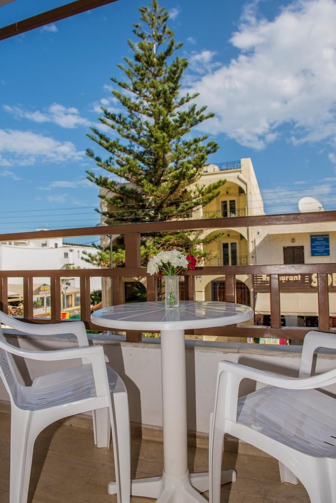 Velissarios Hotel 25/37