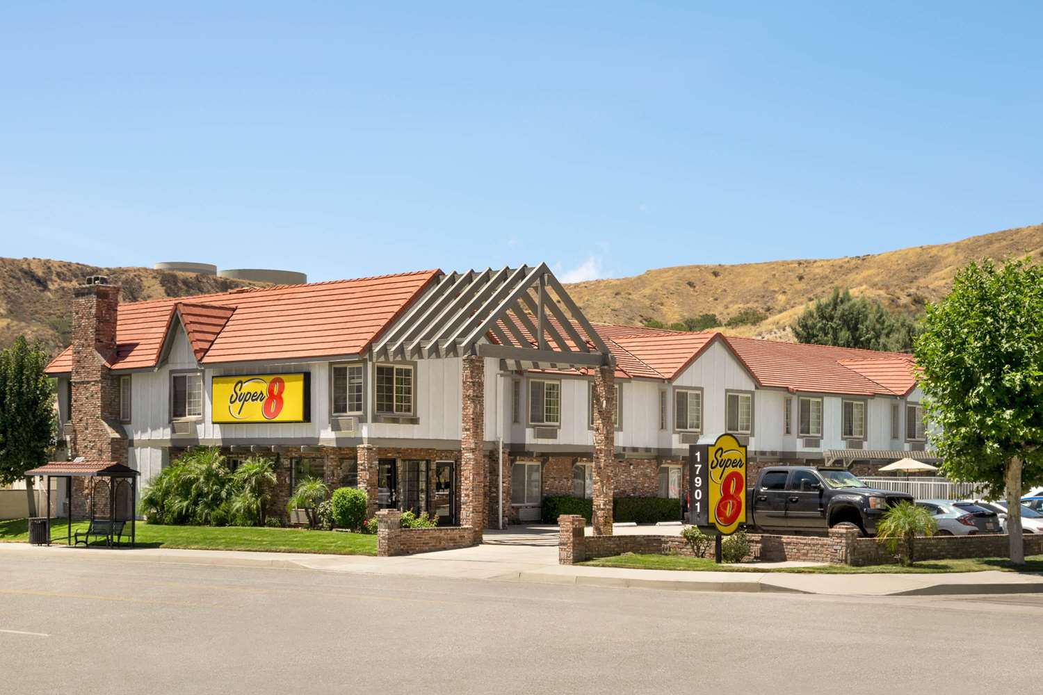 Super 8 by Wyndham Santa Clarita/Valencia 2/32