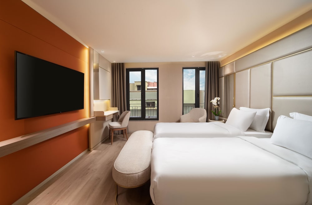 Bentley Hotel Bosphorus 39/86