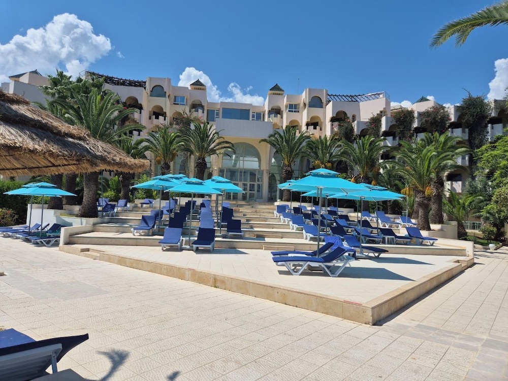 Nahrawess Resort and Thalasso 80/88