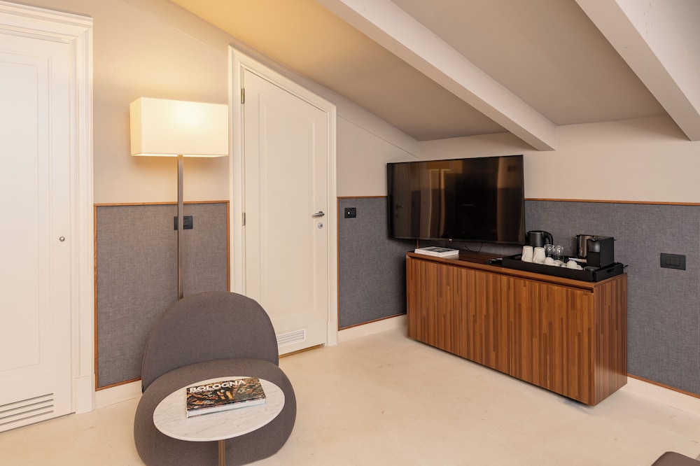 Art Hotel Novecento 8/50