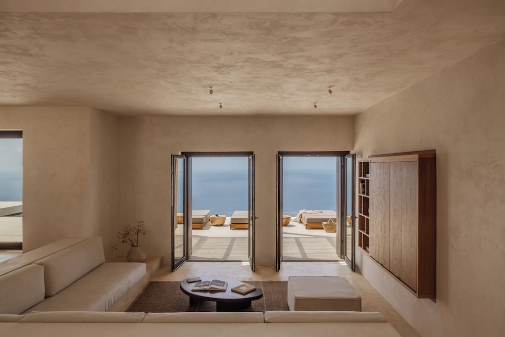 Gundari Folegandros 14/50