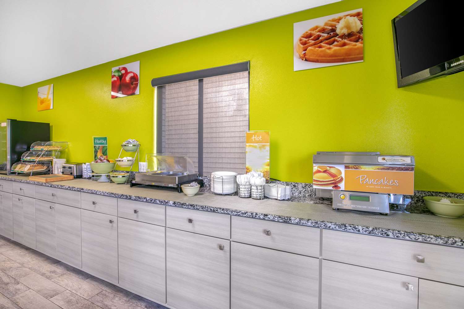 Quality Inn and Suites Metropolis I-24 4/25