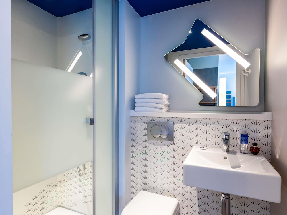 Ibis Budget Paris Clichy Mairie 63/65