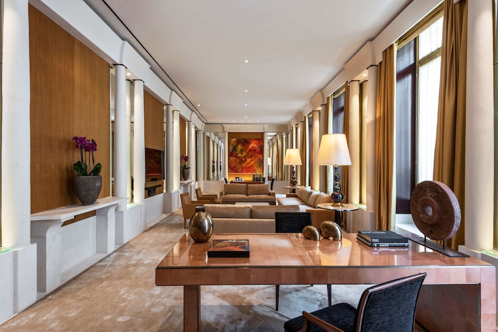 PARK HYATT PARIS VENDOME 62/71