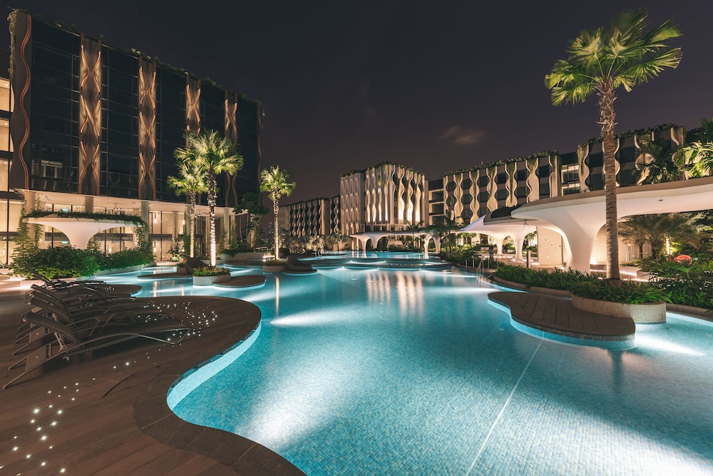 The Outpost Hotel Sentosa 60/64