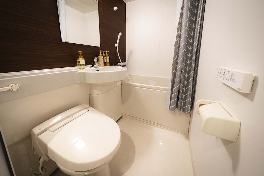 R Hotel Namba South 48/50
