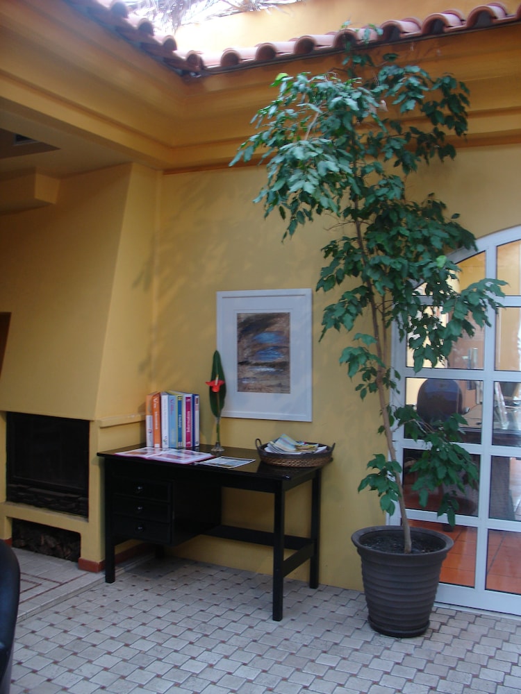 Inn & Art Madeira 41/67