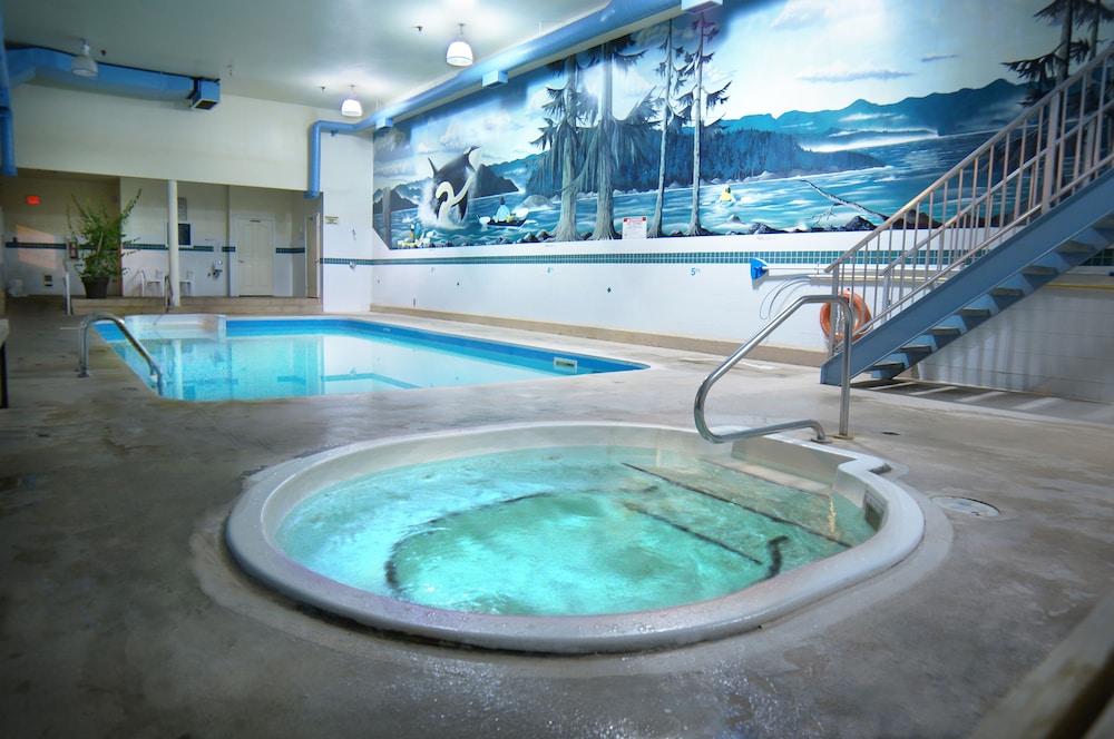 Ramada Limited - Merritt 13/21