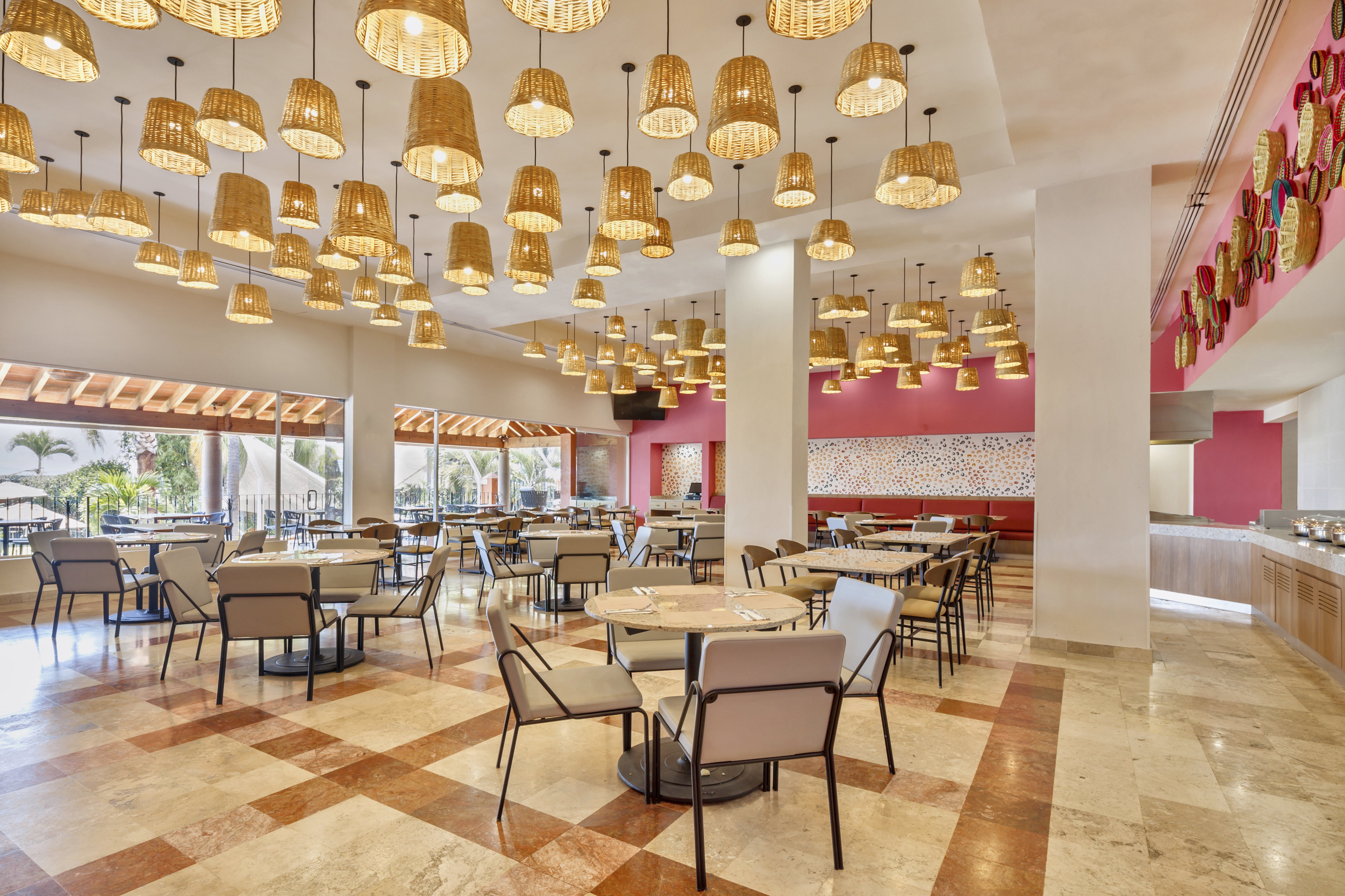 Fiesta Inn Cuernavaca 33/50