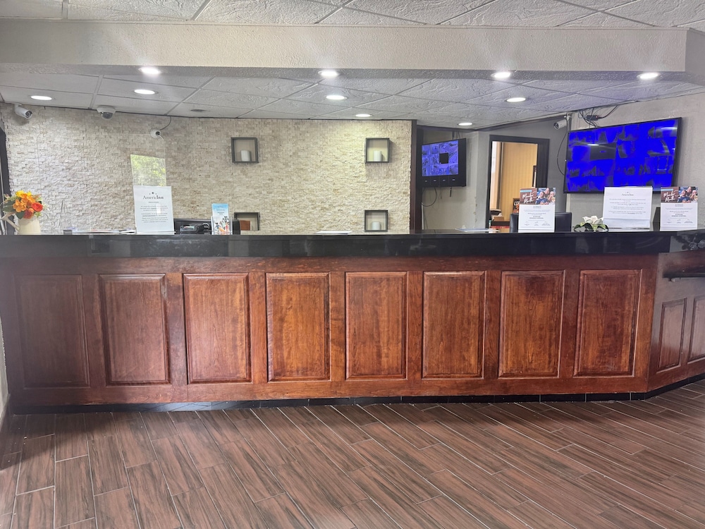 AmericInn by Wyndham Memphis East 5/33