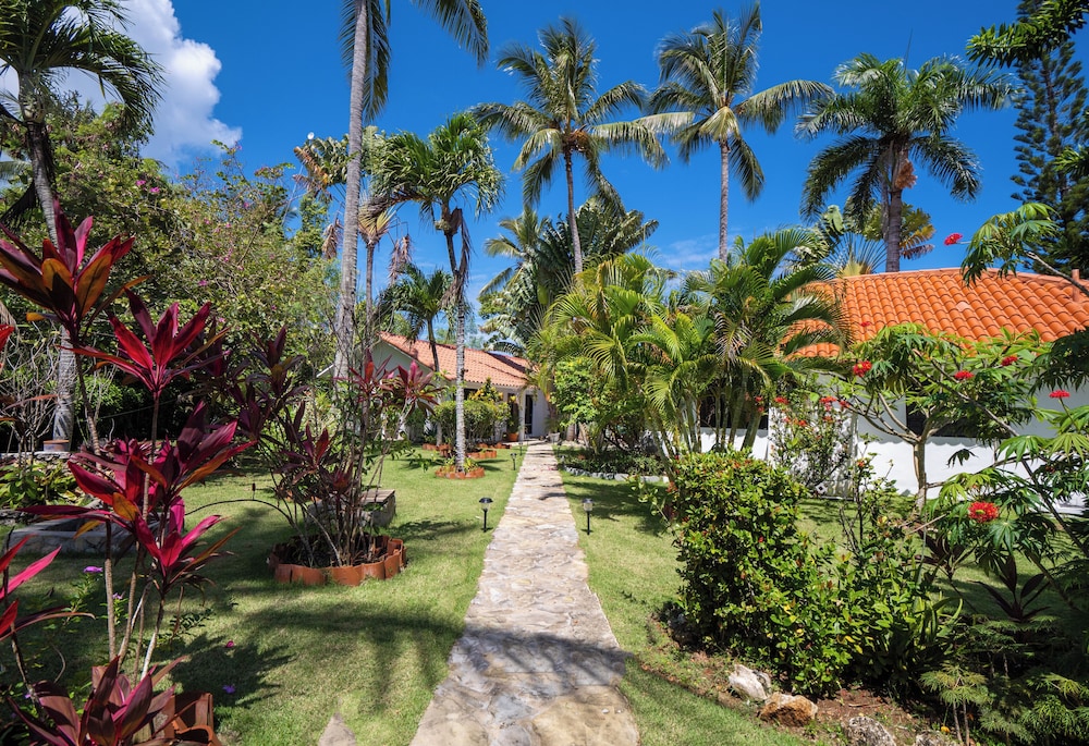 Garden by the Sea 25/50