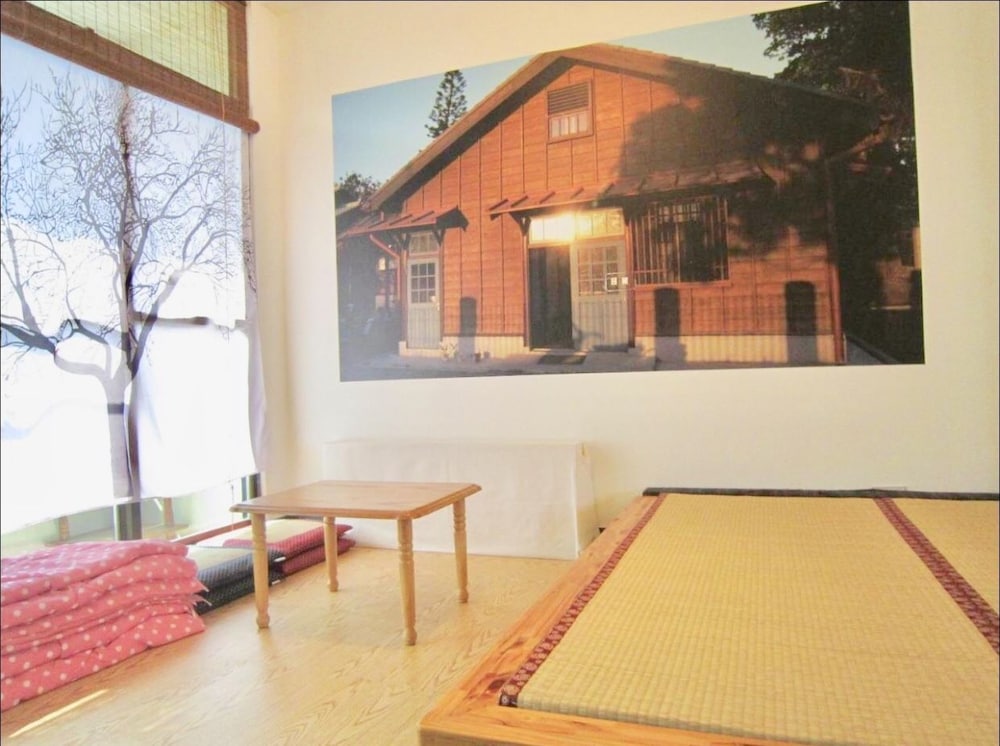 Aitabi Hostel 12/55