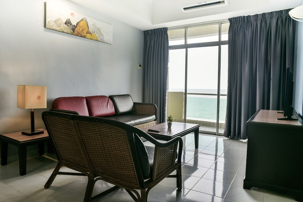 Leisure Cove Hotel Apartments 27/50