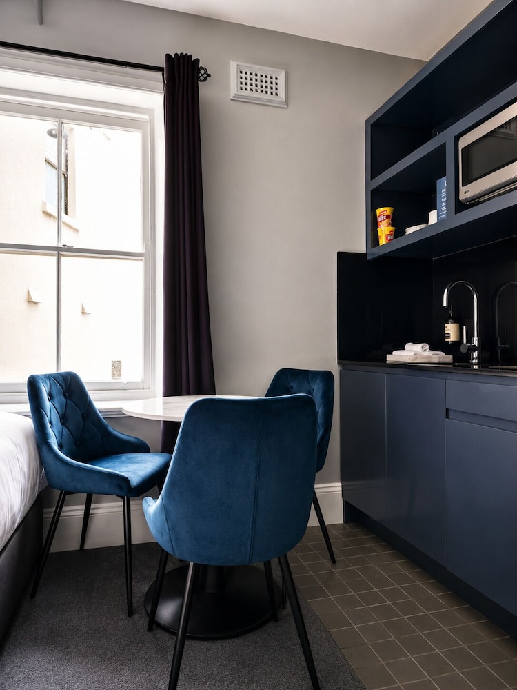 Bayswater Boutique Lodge 34/58