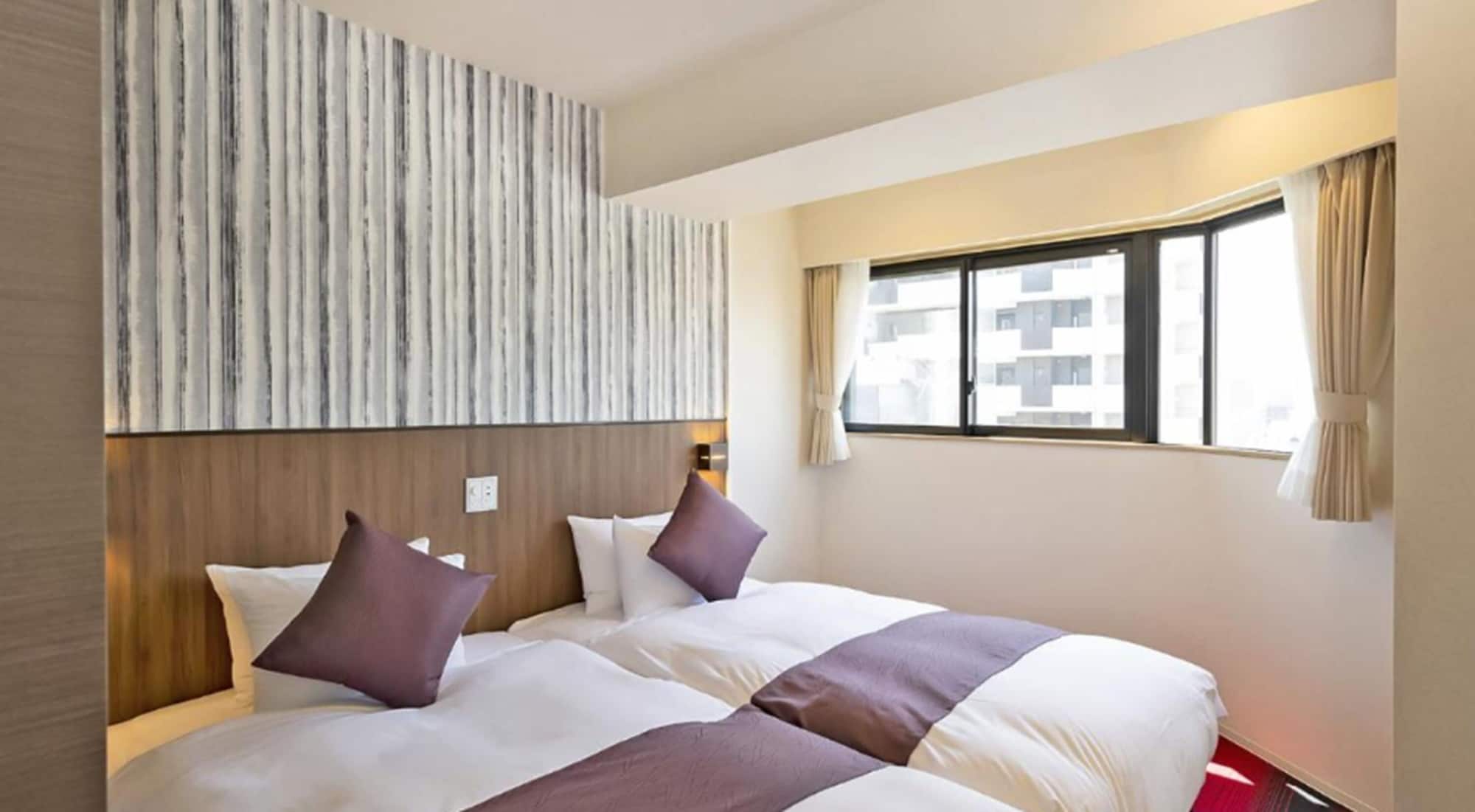 SUPERIOR, TWIN BEDS