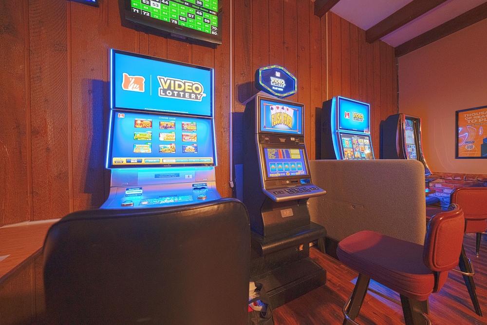 Travelodge Inn & Suites by Wyndham Saint Helens OR 26/37