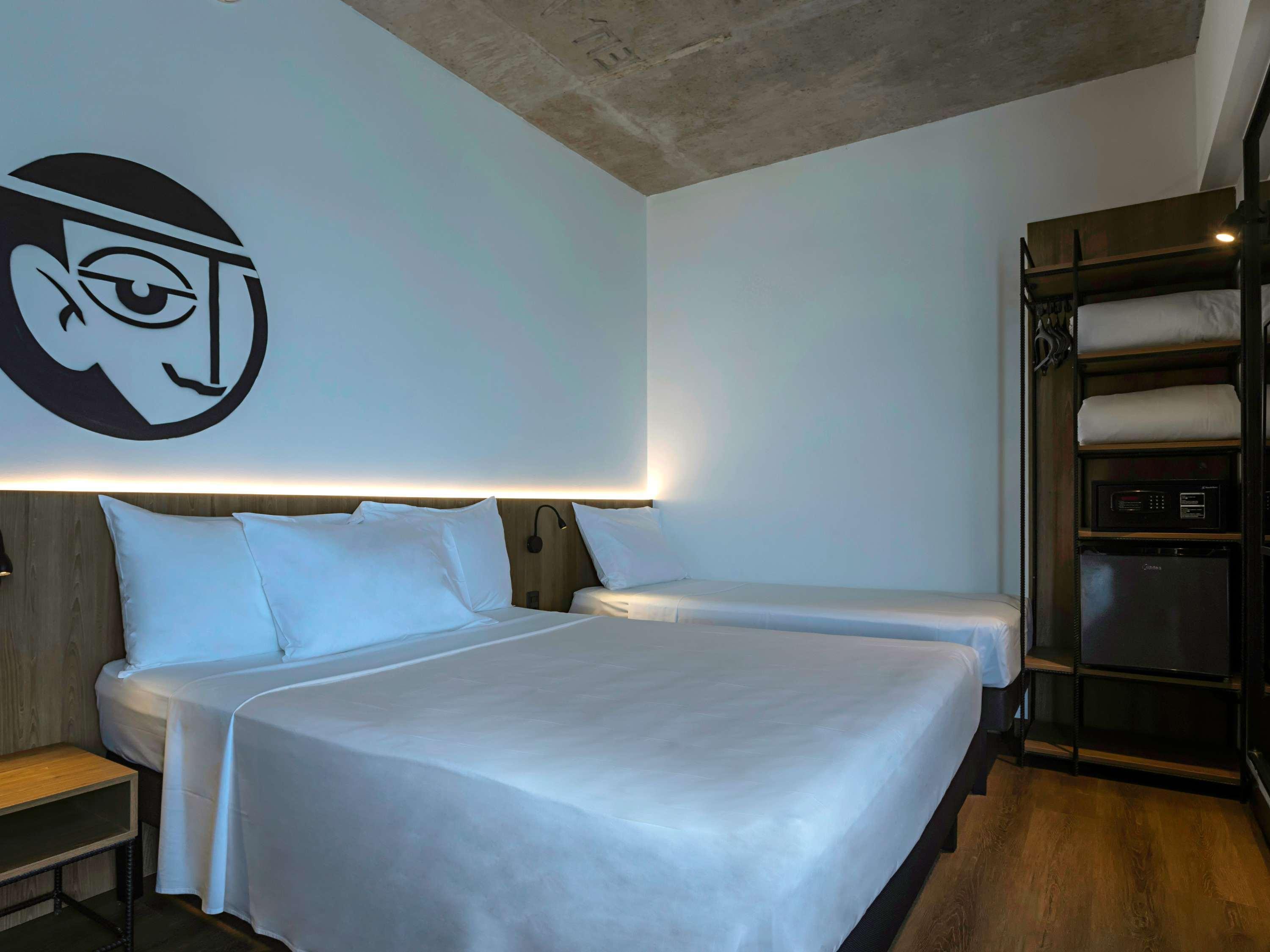 Standard, 1 Double and 1 Single Bed, Side Sea View