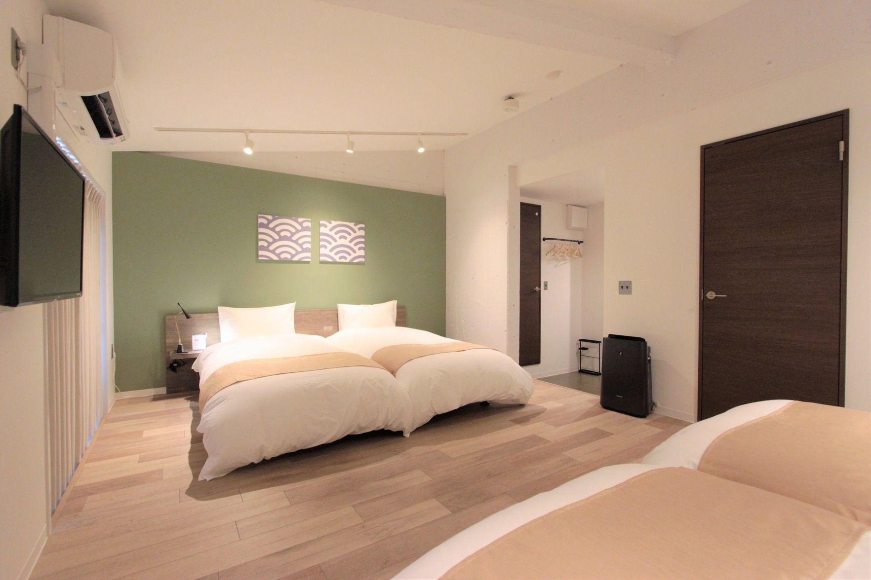 STANDARD, KITCHENETTE