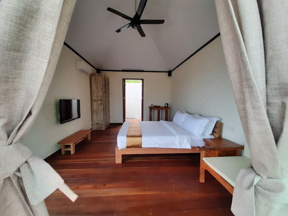 The Kelong Trikora Resort - Bintan Island 8/50